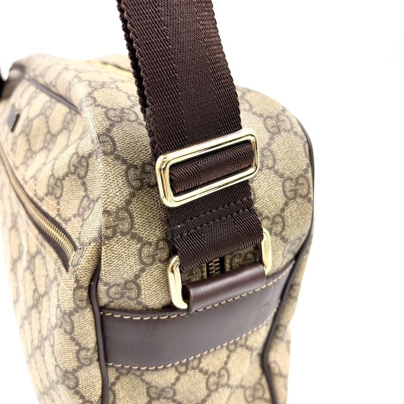 Gucci Crossbody GG Supreme PVC Brown Shoulder Bag Gold 211107