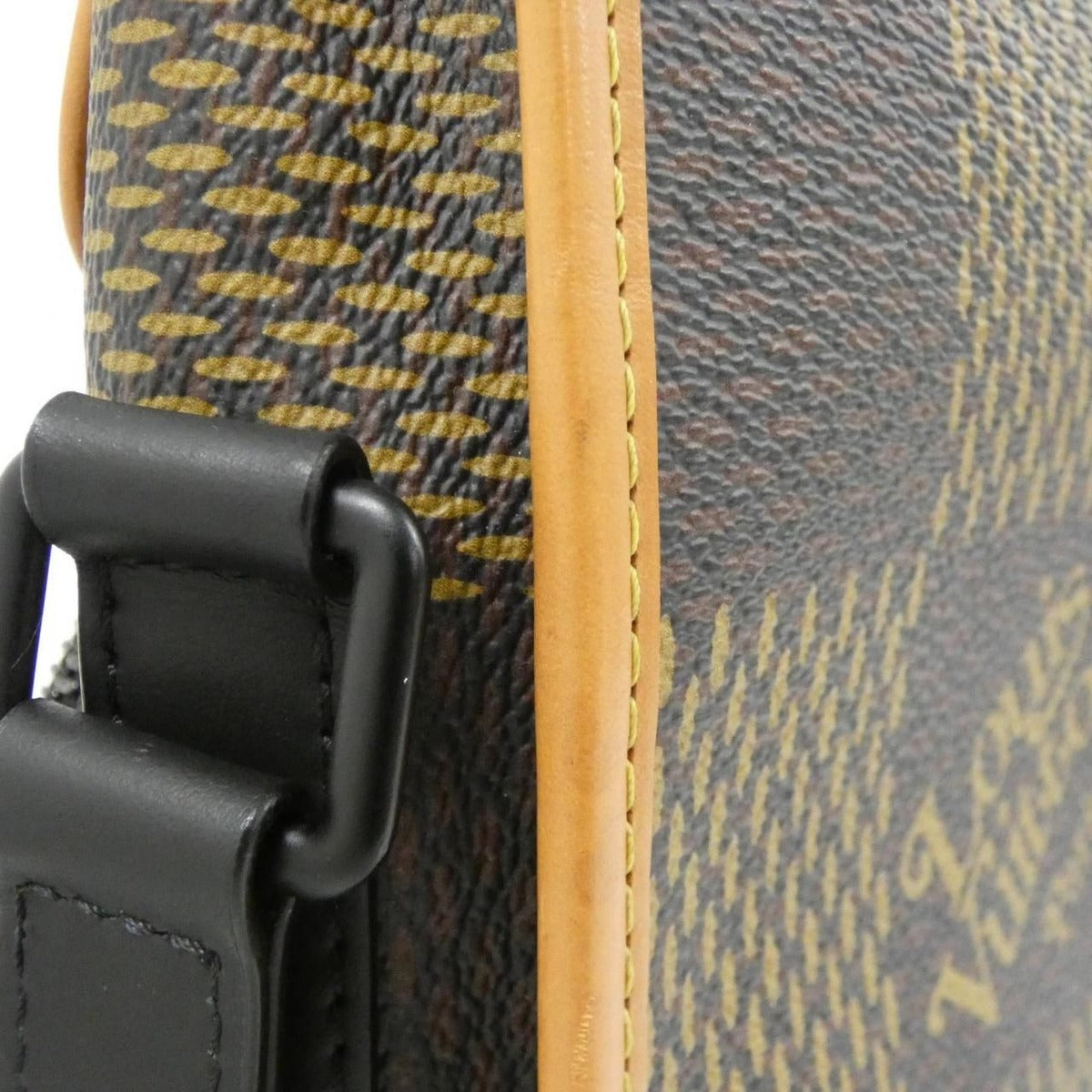 Louis Vuitton Damier Giant Amazon Shoulder Bag — view 5