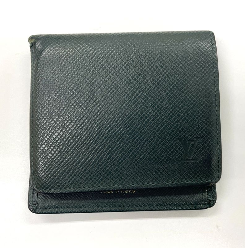Louis Vuitton Taiga Porte Vieux 3 Cartes Cles Di Compact Wallet Fold Wallet
