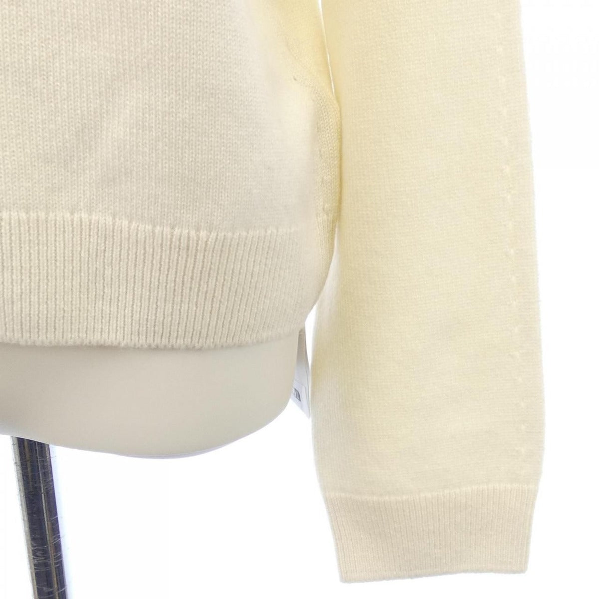 Hermes Lift Cardigan Cashmere Beige — view 6