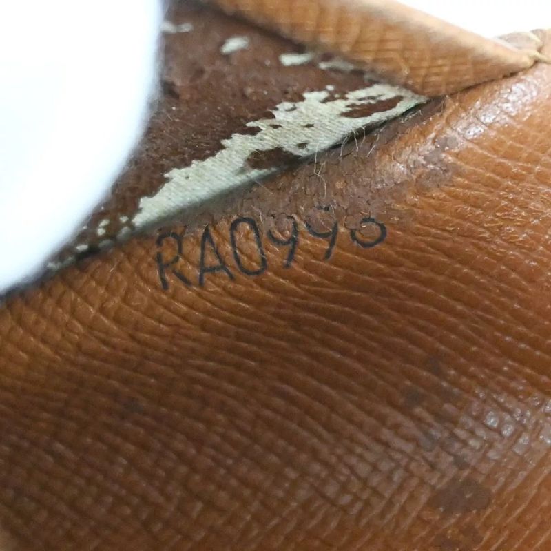 Louis Vuitton Wallet Epi Monogram Epi 09bs079