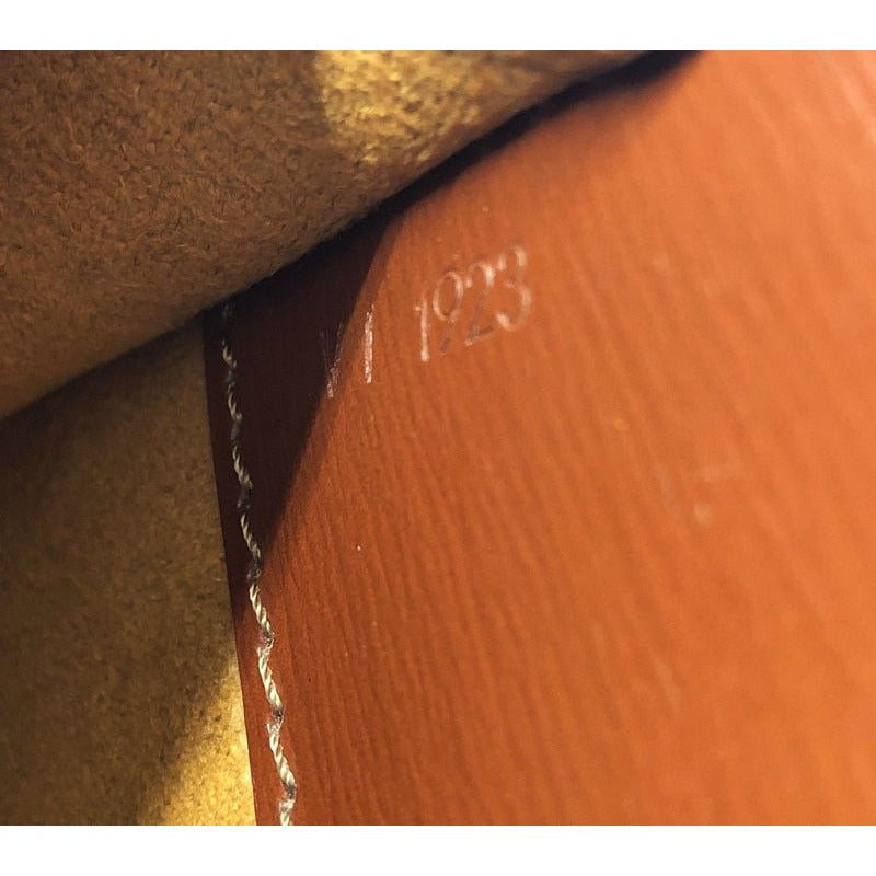 Louis Vuitton Epi Cluny Shoulder Bag Kenya Brown — view 12