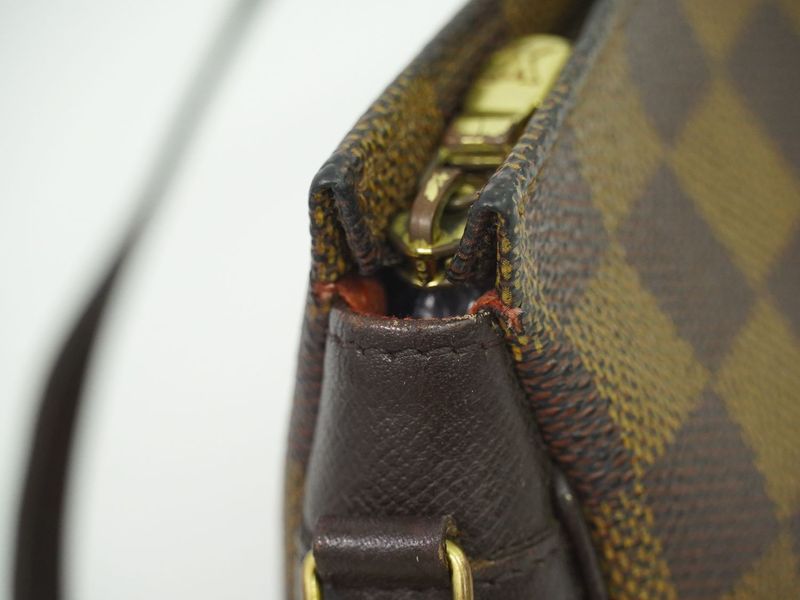 Authentic Louis Vuitton LV Trousse Makeup Damier Ebène Accessory Pouch Handbag