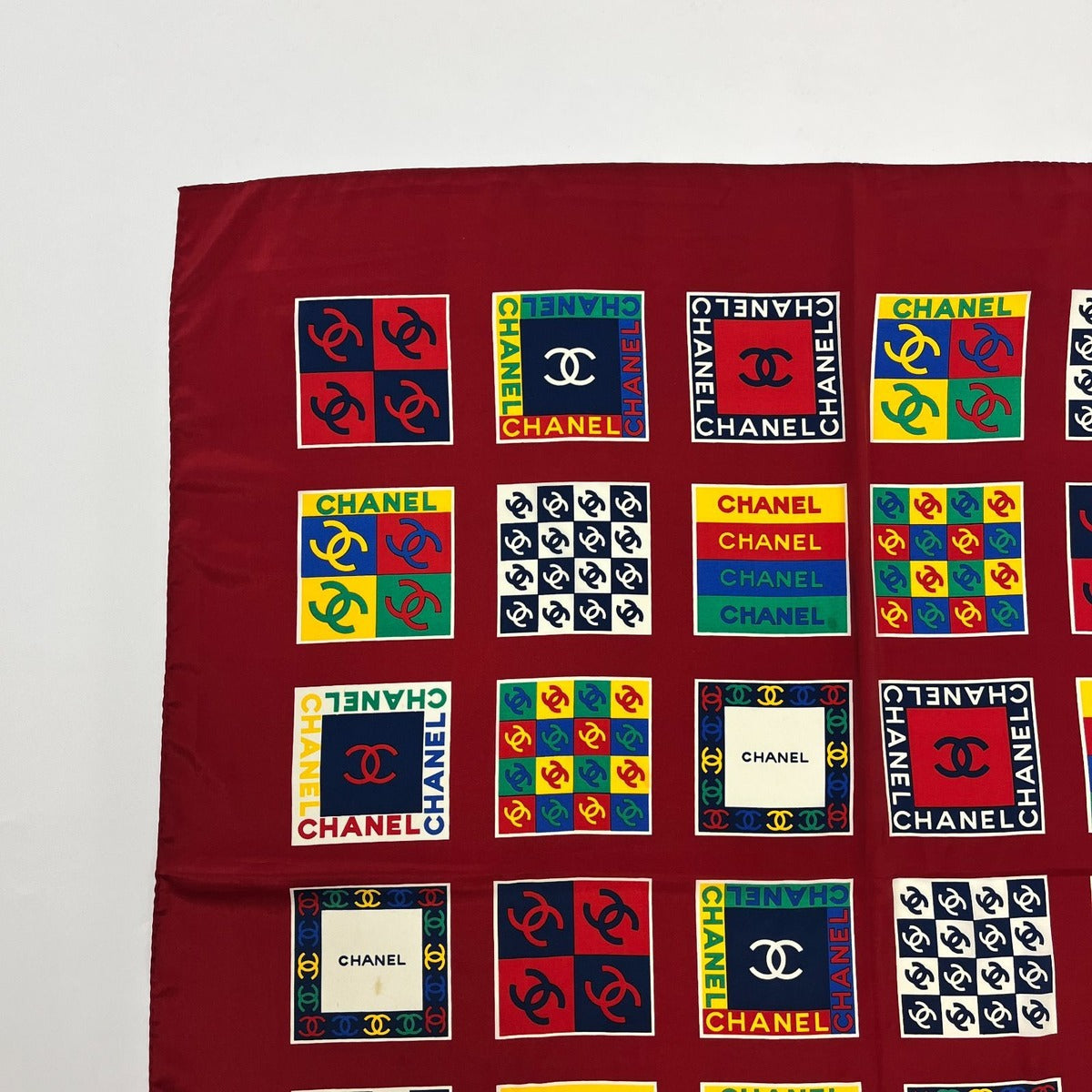 Chanel CC Logo Scarf Silk Red Vintage — view 2