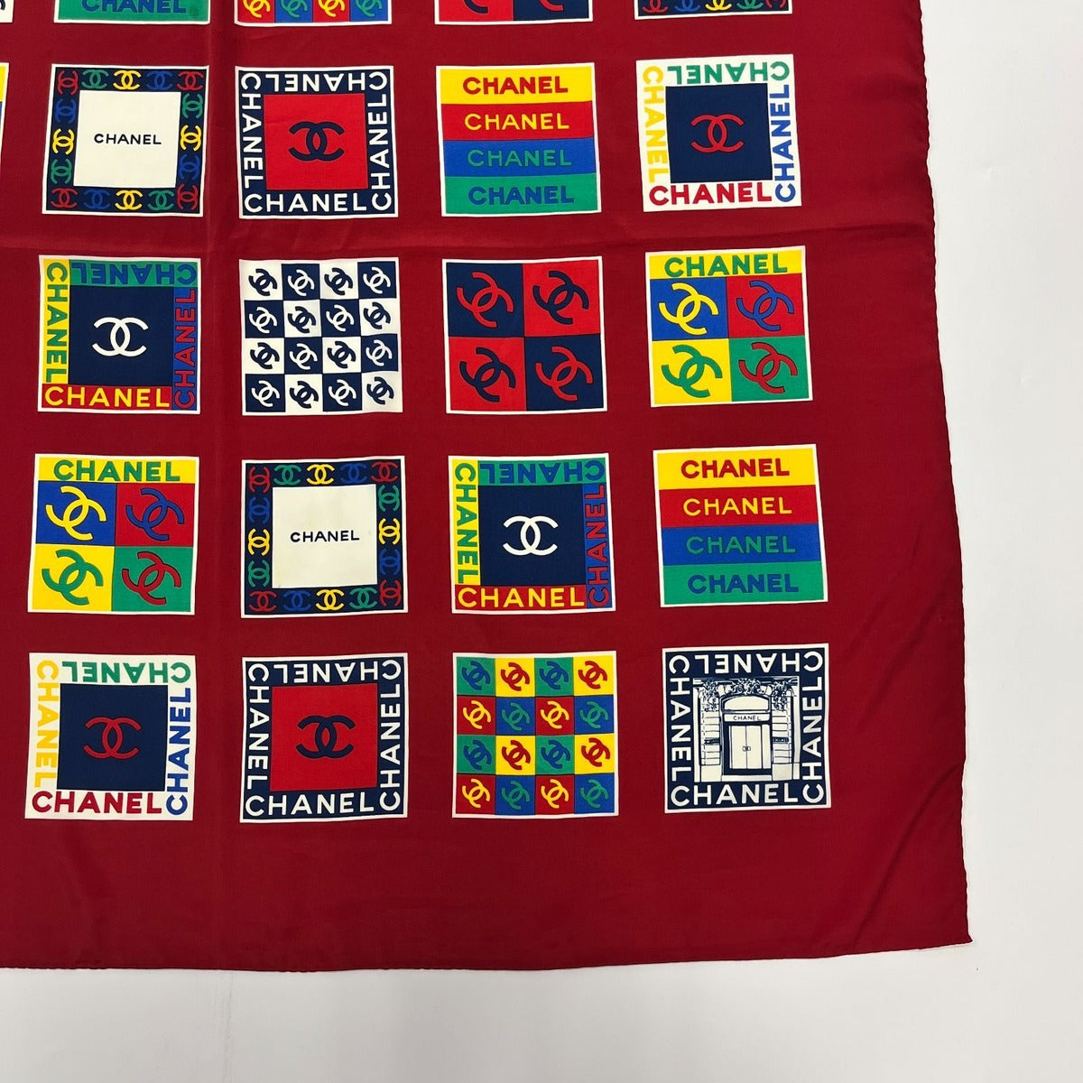 Chanel CC Logo Scarf Silk Red Vintage — view 5