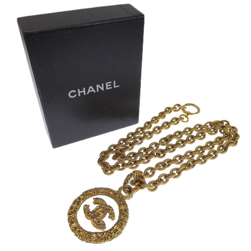 Chanel Coco Mark Vintage Gold Plated And Glass Ladies 172.4g Necklace