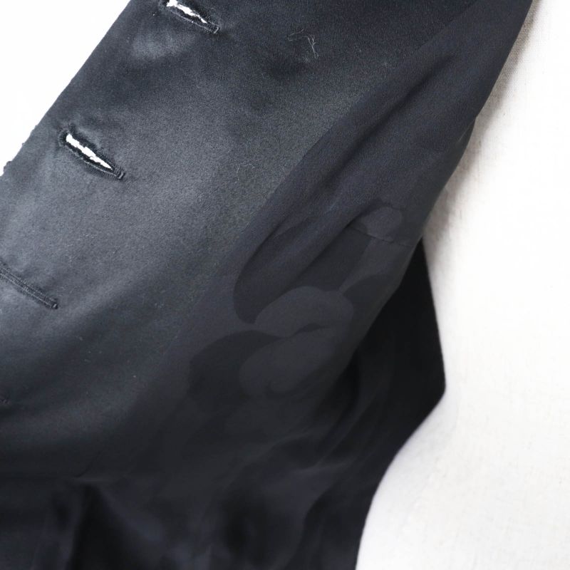 CHANEL 22C P71826 Runway Wear Rhinestone Coco Button Iridescent Tweed Coat