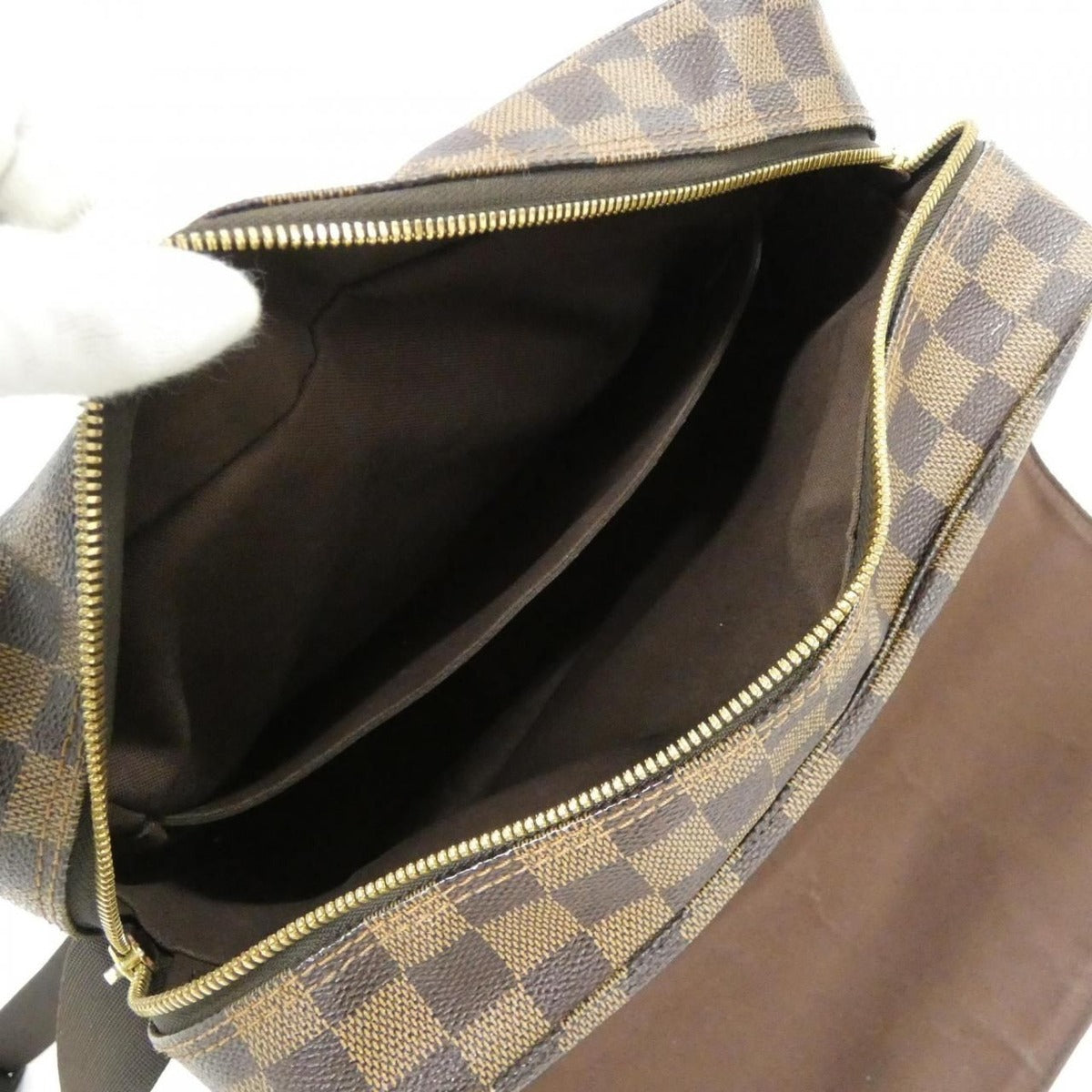 Louis Vuitton Damier Naviglio Shoulder Bag — view 9