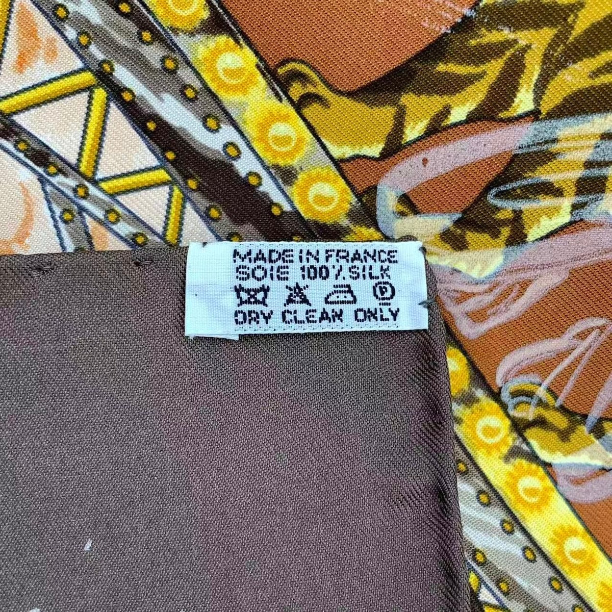 Hermes Carre 90 LA Magie Magic Rabbit Trick Pigeon Clown Silk Brown Box — view 8