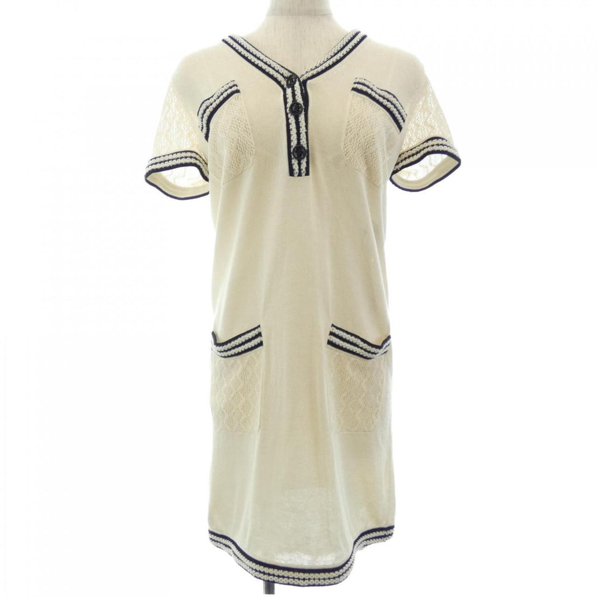Chanel Dress Beige 34 Color Transparency