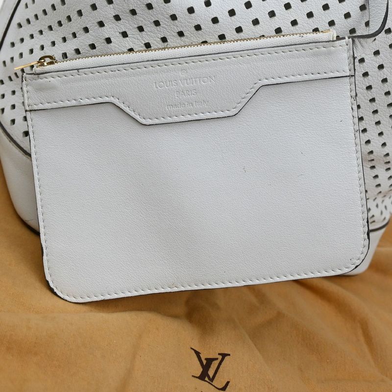 Louis Vuitton Noe Shoulder Bag Perforated Leather White 13ka919