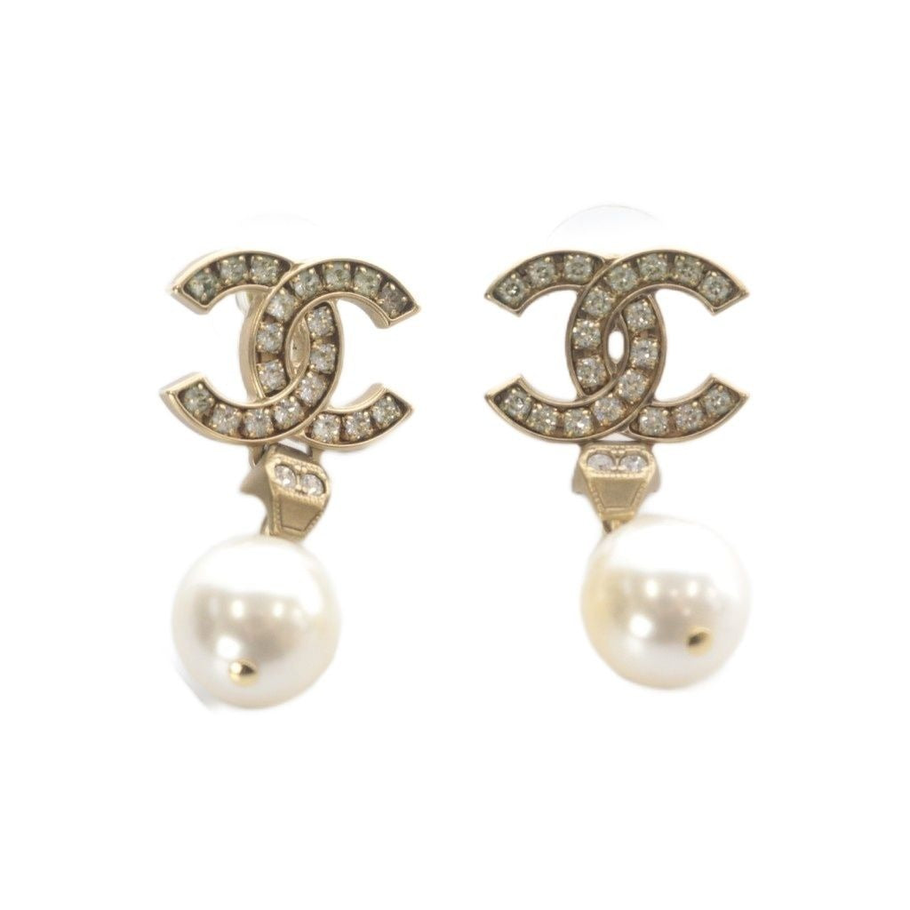 Chanel CC Logo Pearl Earrings Gold Color