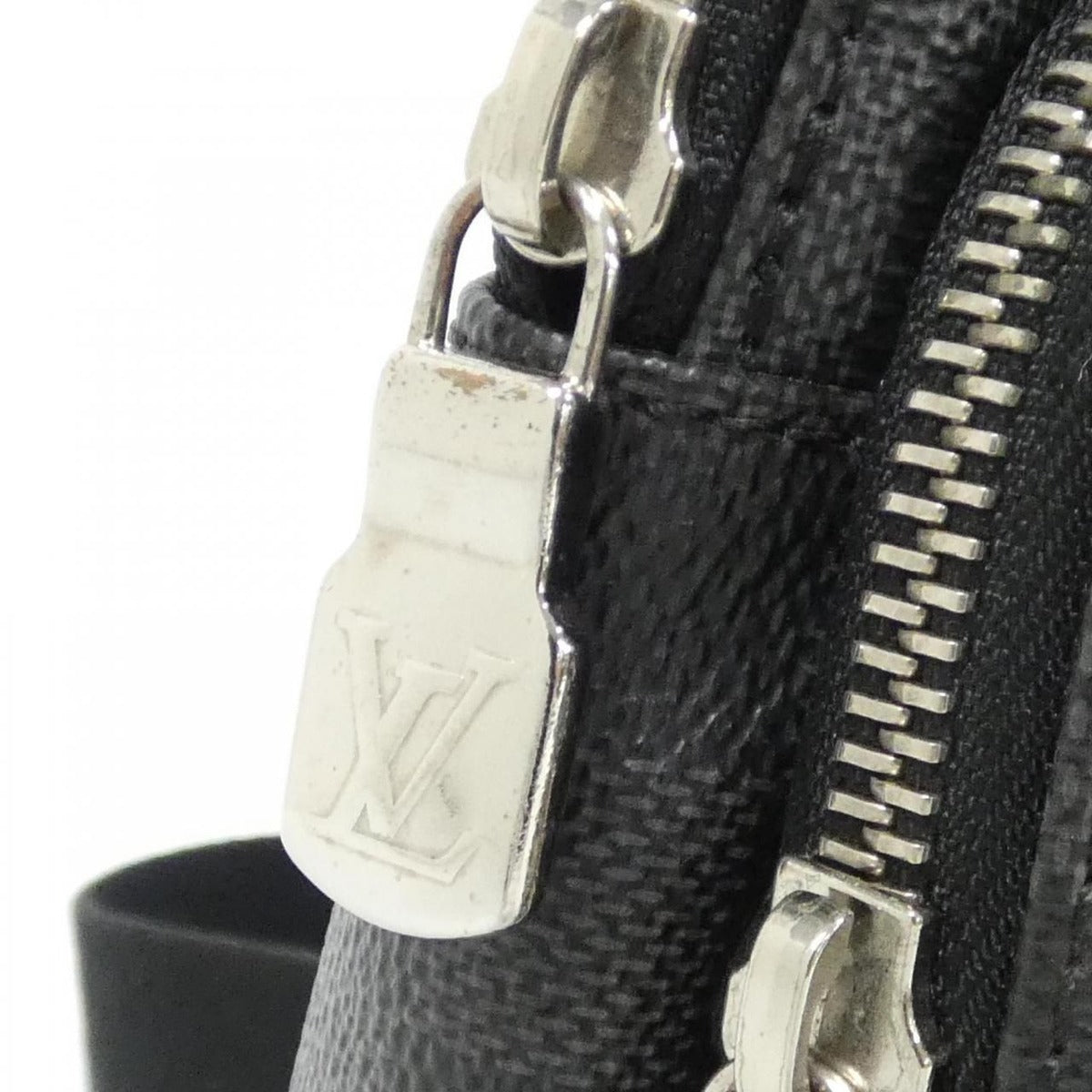 Louis Vuitton Damier Graphite Avenue Sling Bag Shoulder — view 5
