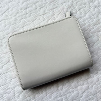 Prada Bifold Wallet Triangle Logo Plate Triangle Logo City Calf Tab 1ml018