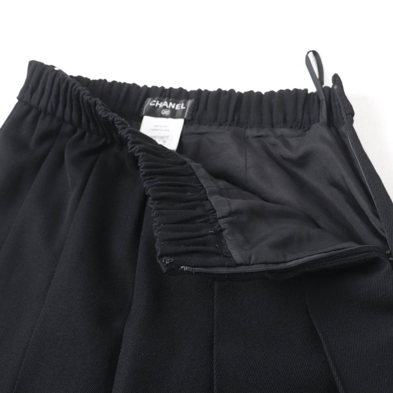 CHANEL P46707v34279 100% Wool Coco Mark Button Pleated Skirt Black 34 Made In