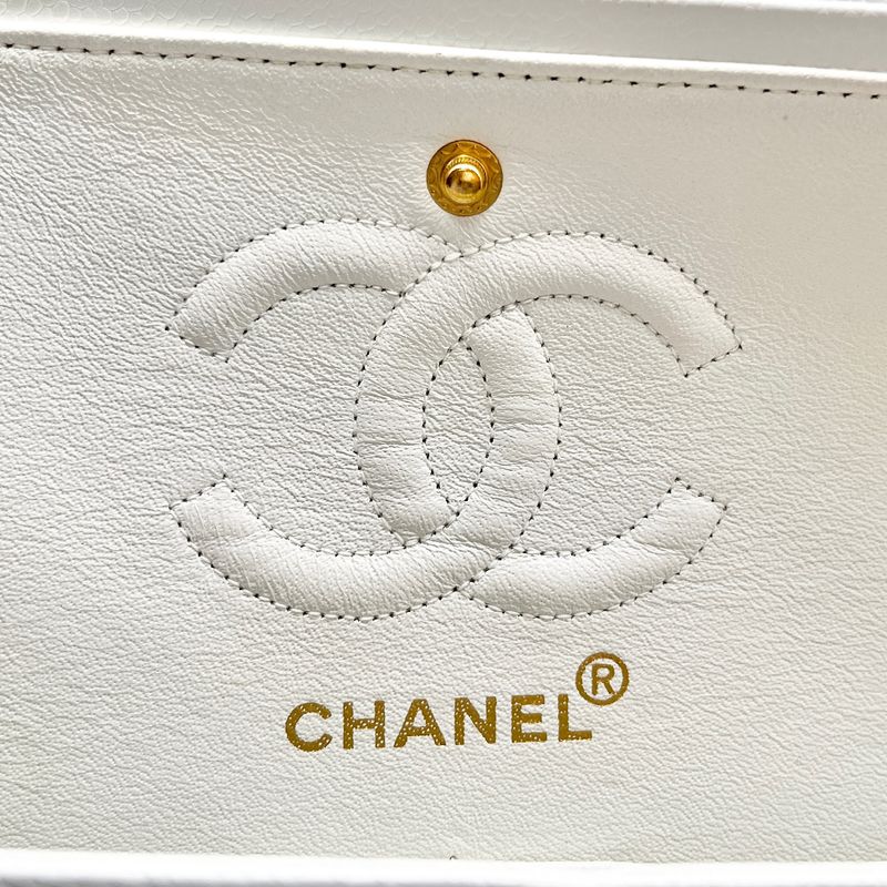 Chanel Shoulder Bag Caviar Skin Caviar Skin 23 W Flap Gold Hardware