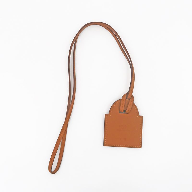 Hermes Necklace H Curiosity Cadena Z Engraved Leather Accessories -