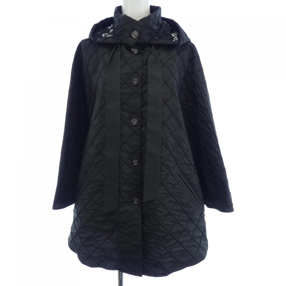 Chanel Look16 25 Cape