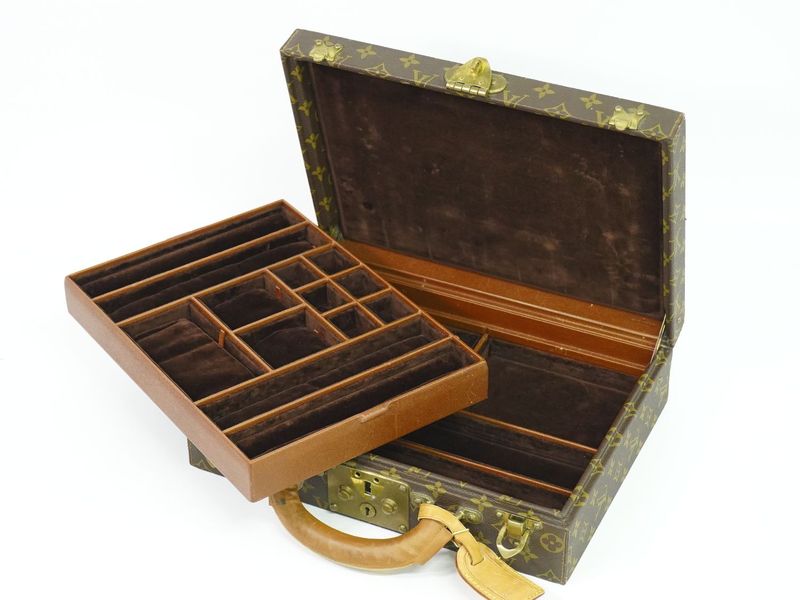 Authentic Louis Vuitton LV Bowat Bijoux Jewelry Case Jewelry Box Jewelry Box