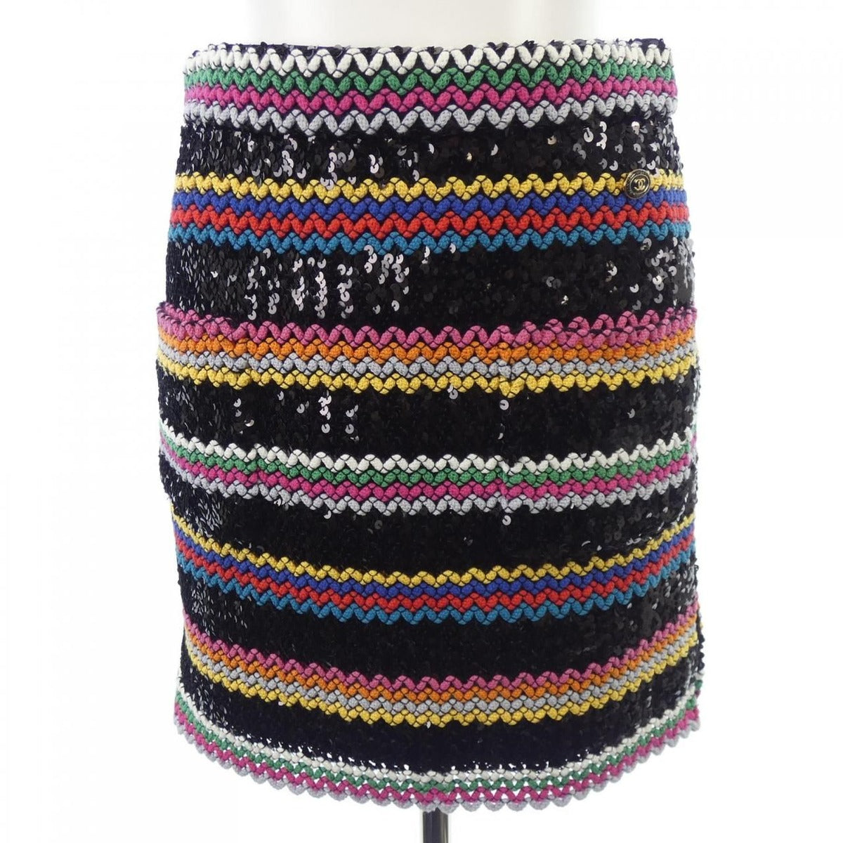 Chanel Size 34 Black Skirt