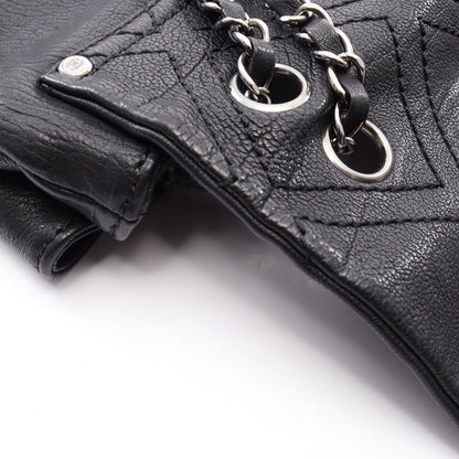 Chanel Shoulder Bag Diamond Stitch Black Leather CC Logo Chain — view 8