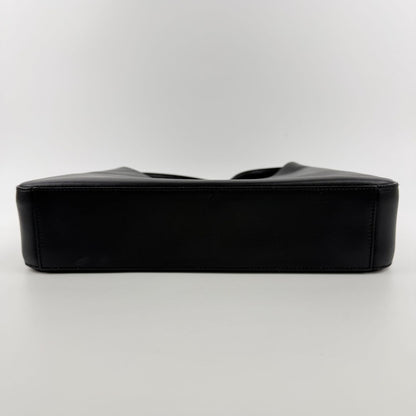 Prada Shoulder Bag Black Leather Vintage — view 8