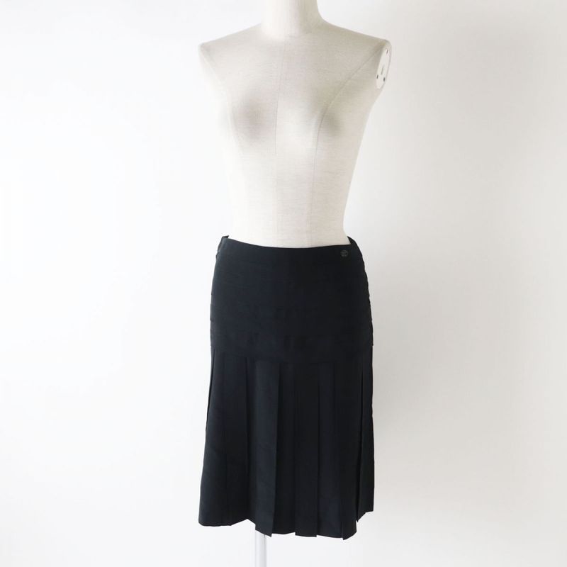Hermes French CHANEL 06P P28626 Ladies 100% Silk Pleated Skirt With Coco