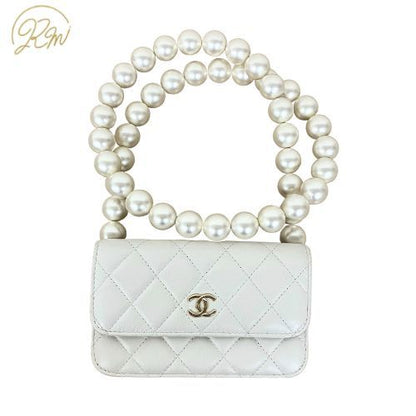 Chanel Shoulder Bag Minimato Pearl White