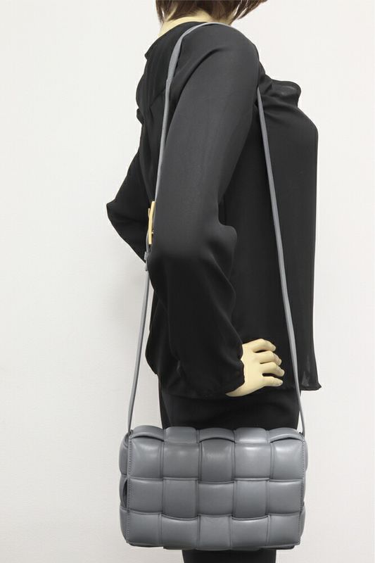 Bottega Veneta Shoulder Bag Small Patted Cassette Shoulder Bag Lambskin Gray