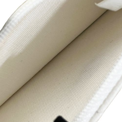 Chanel Shoulder Bag Minimato Pearl White