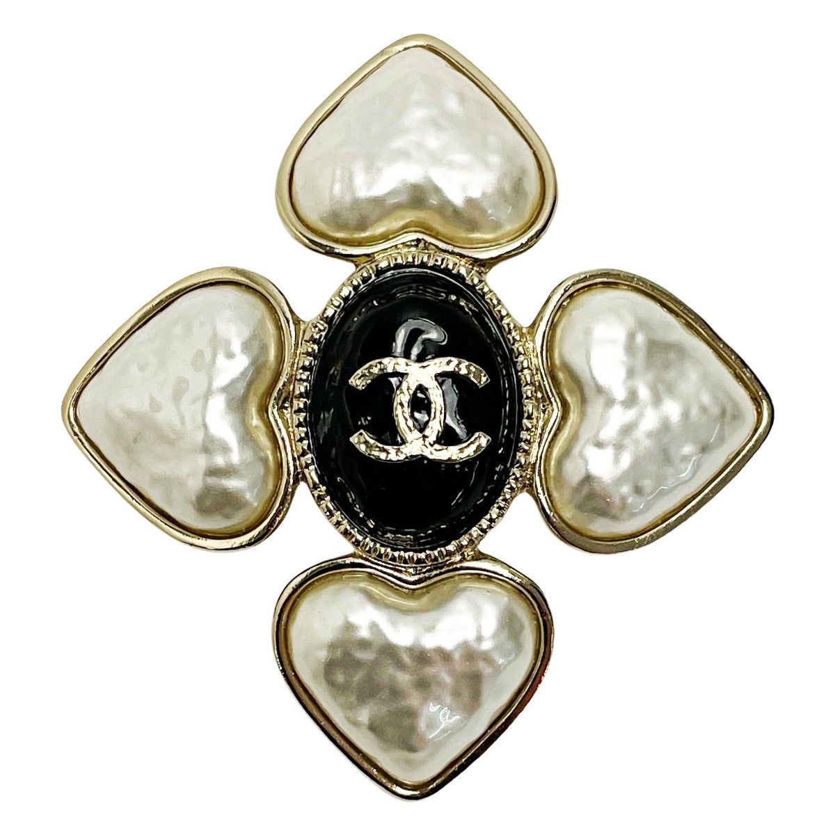 Chanel Heart Brooch Ab7517 Gold X White X Black Coco Mark Fake Pearl Ladies