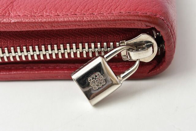 Loewe Wallets Preowned Loewe Long Wallet Round Zipper Amazona Goatskin Bordeaux