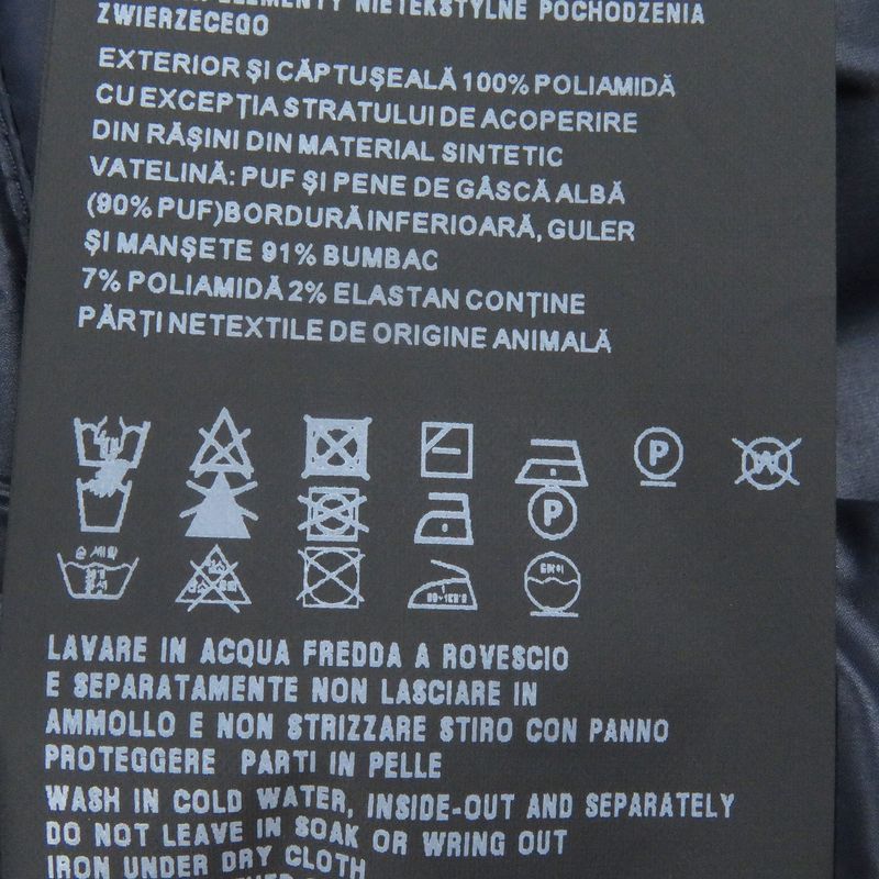 Prada Sgh827 Triangle Logo Triangle Plate Light Down Jacket Puffer Jacket Light