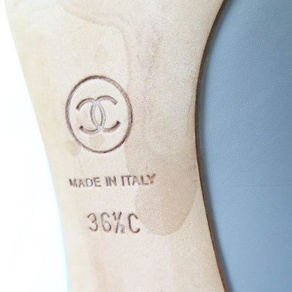 CHANEL G31145 Coco Mark Chain Decoration Round Toe Leather Pumps Grey Silver