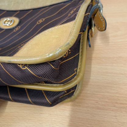 Old Gucci Shoulder Bag Vintage A25-1846