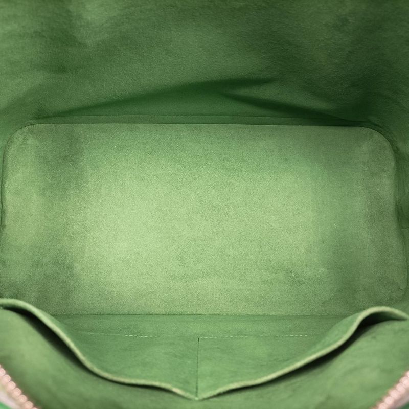 Louis Vuittonalma GM Cloak Epi M40627 Unknown