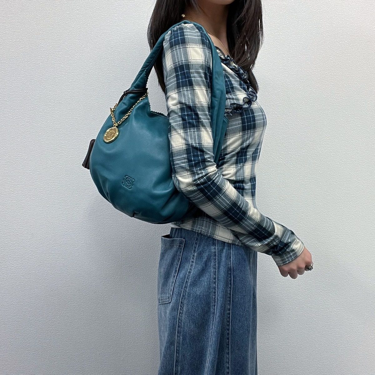 Loewe Anagram Nappa Shoulder Bag Blue Leather Vintage — view 2