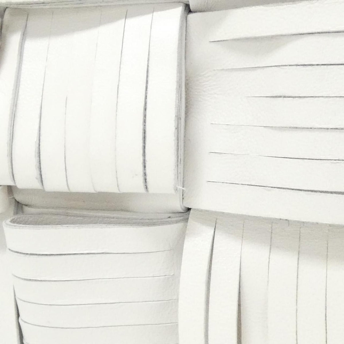 Bottega Veneta Shoulder Bag Leather White — view 4