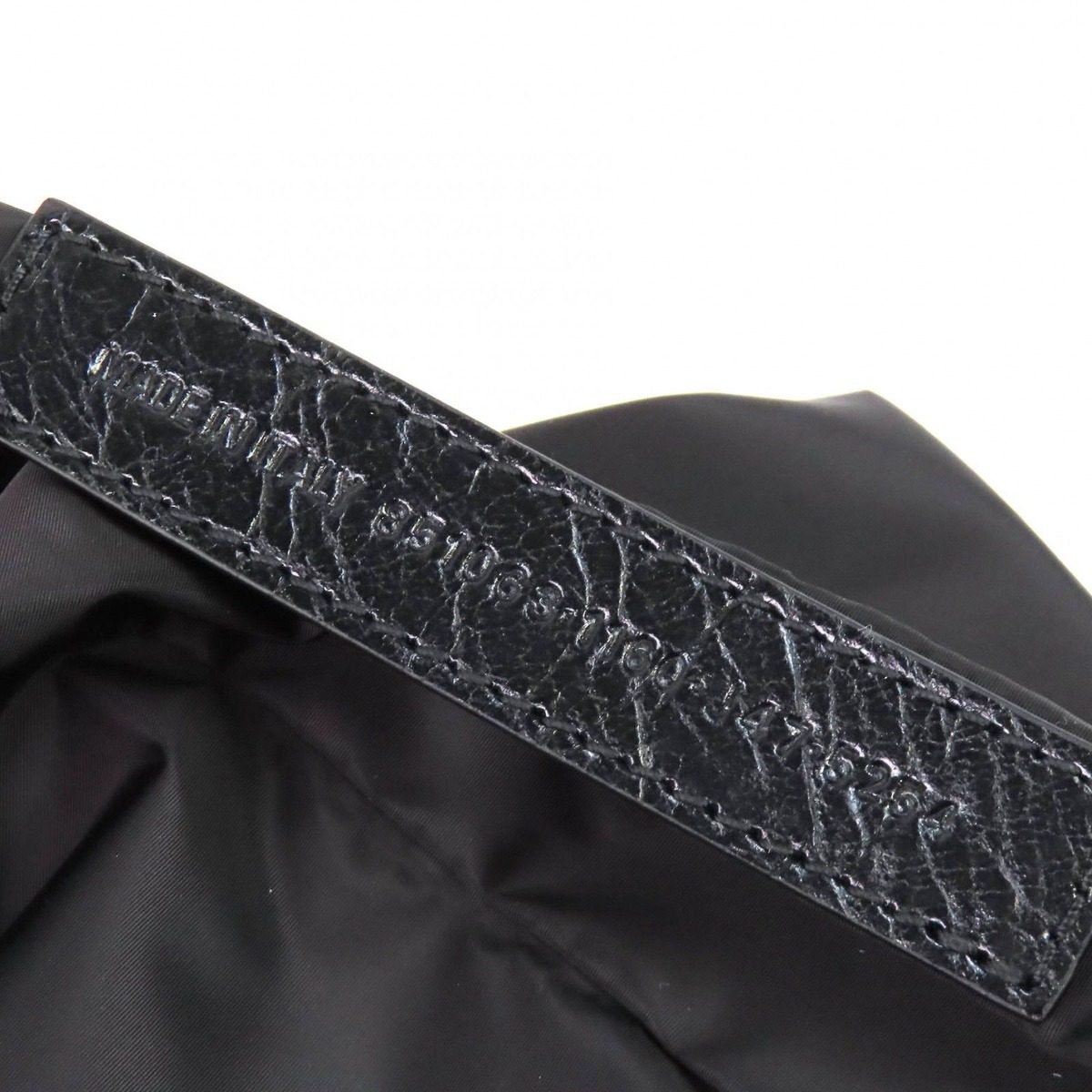 Balenciaga Shopper Pouch Ali Narumskin Drawstring Gray Recommended — view 11