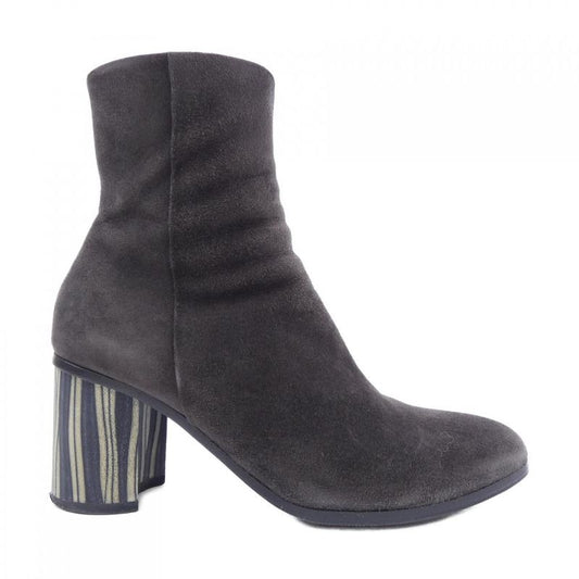 Hermes Velvet Grey Boots