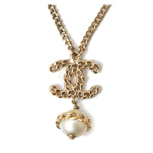 Chanel Coco Mark CC Pearl Motif