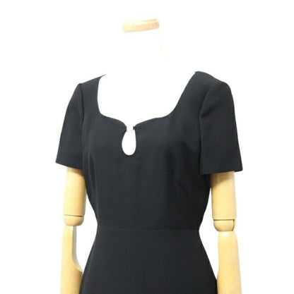 Gucci Dress Size 36 Silk Blend Wool Short Sleeves Tight Midi Dress Made In