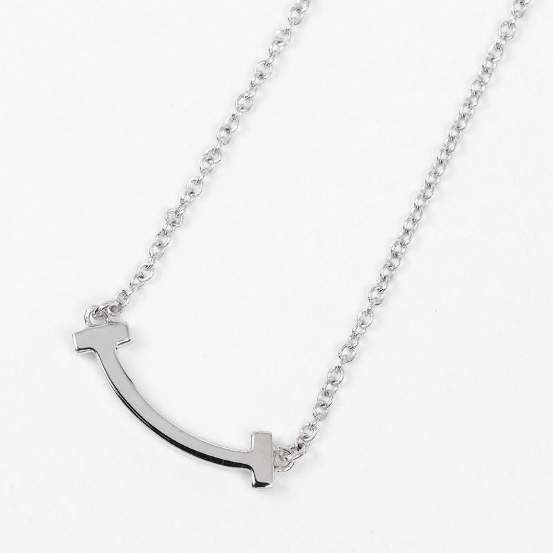 Tiffany & Co T-smile Mini 18K White Gold And Pink Sapphire Ladies 2.43g Necklace