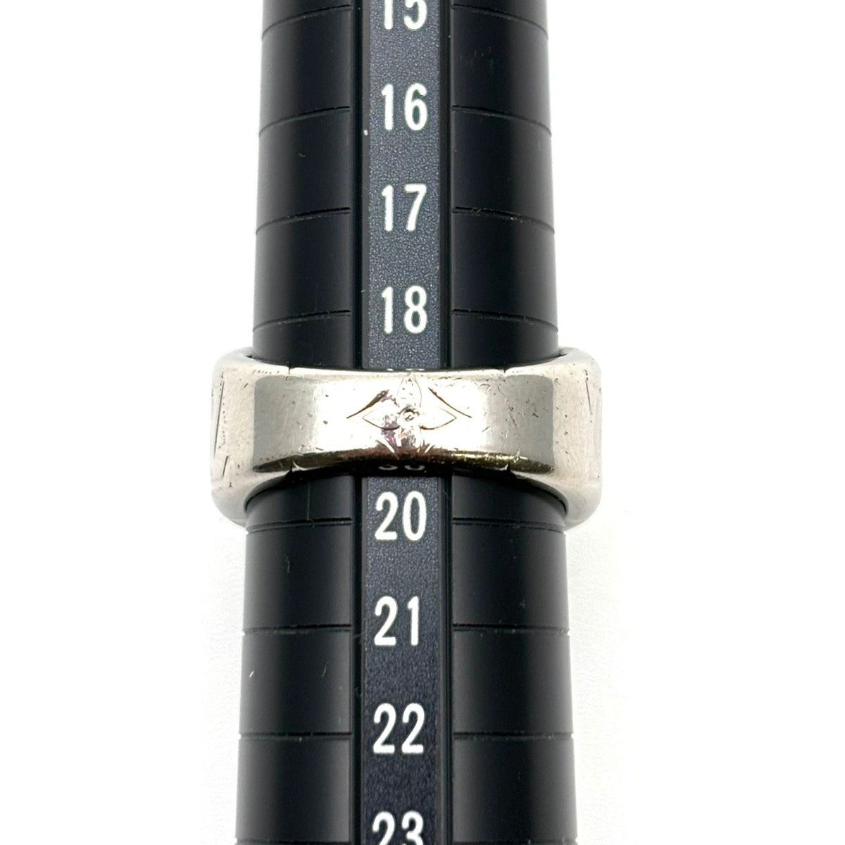 Louis Vuitton Ring Signet Monogram Metal Silver Plated