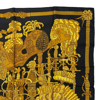 Hermes Scarf Silk Carre 90 Armets en Panache Feathered Cavalry Helmet Black — view 3