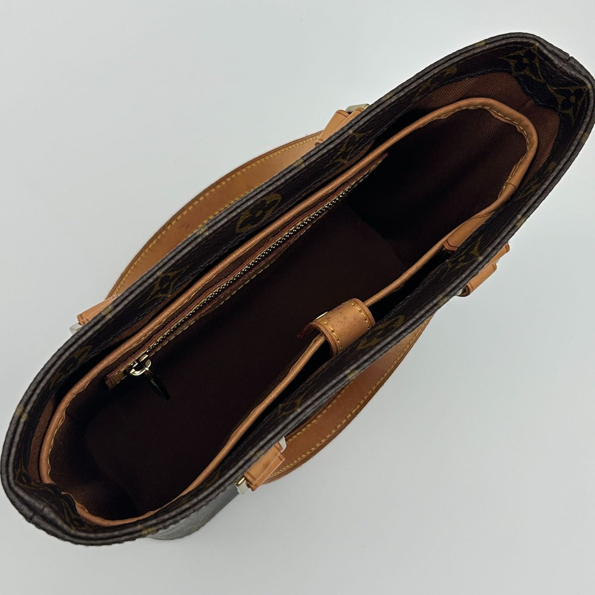 Louis Vuitton Vavin PM Tote — view 13