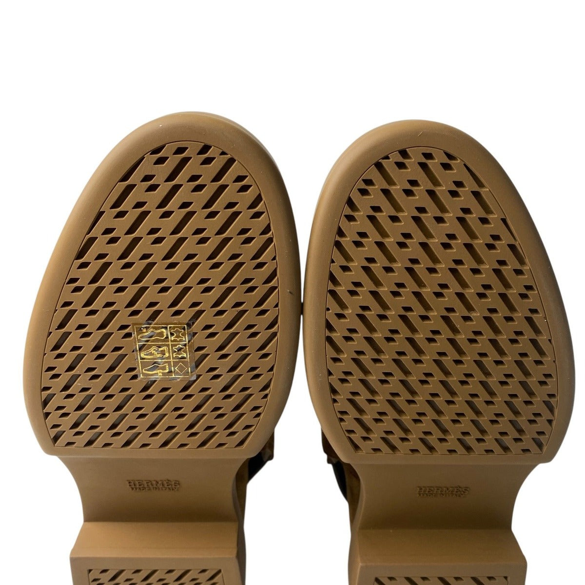 Hermes Kelly Short Boots Suede 35 — view 6