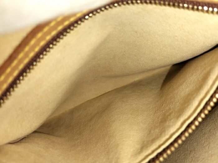 Louis Vuitton Looping MM Shoulder Bag Monogram M51146