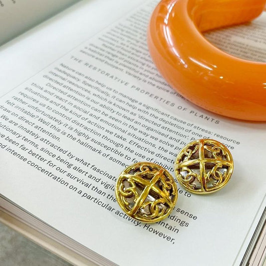 Chanel 93P 4strand Coco Mark Earrings Women Gold