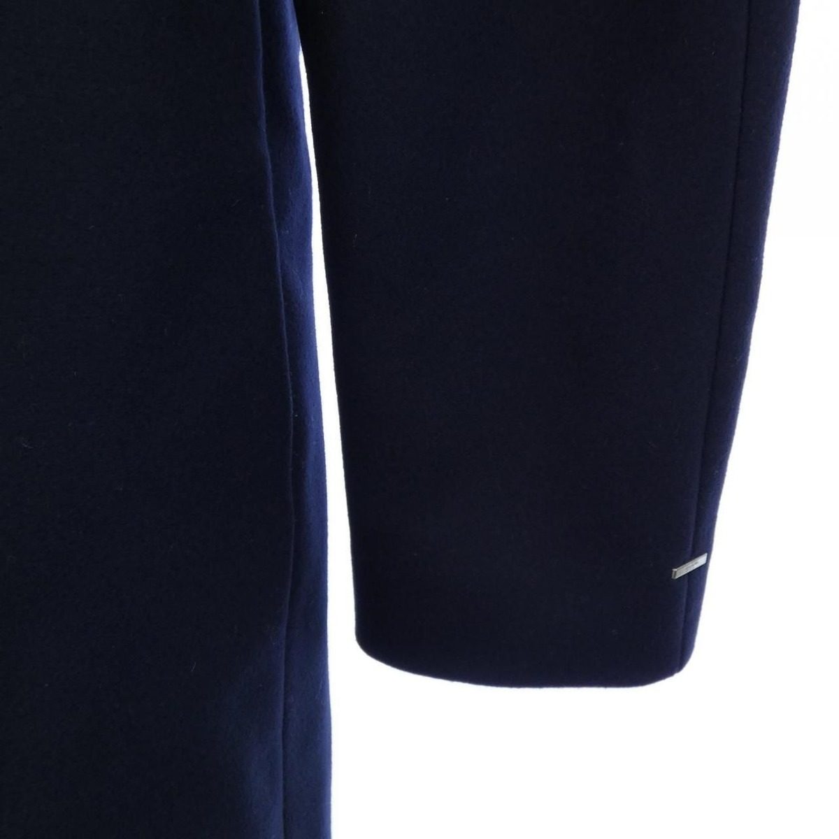 Louis Vuitton Lvse Flower Embossed Coat — view 6